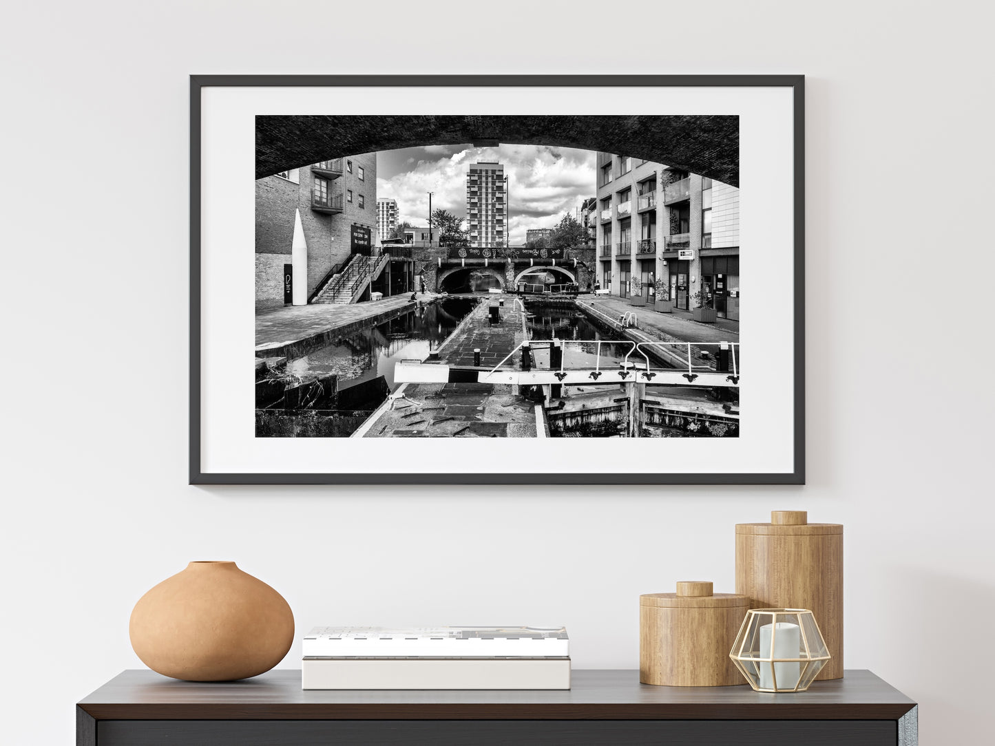 Commercial Road Lock, London Regent’s Canal